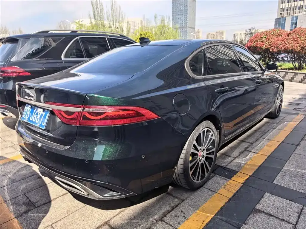 Jaguar XFL — фото 3