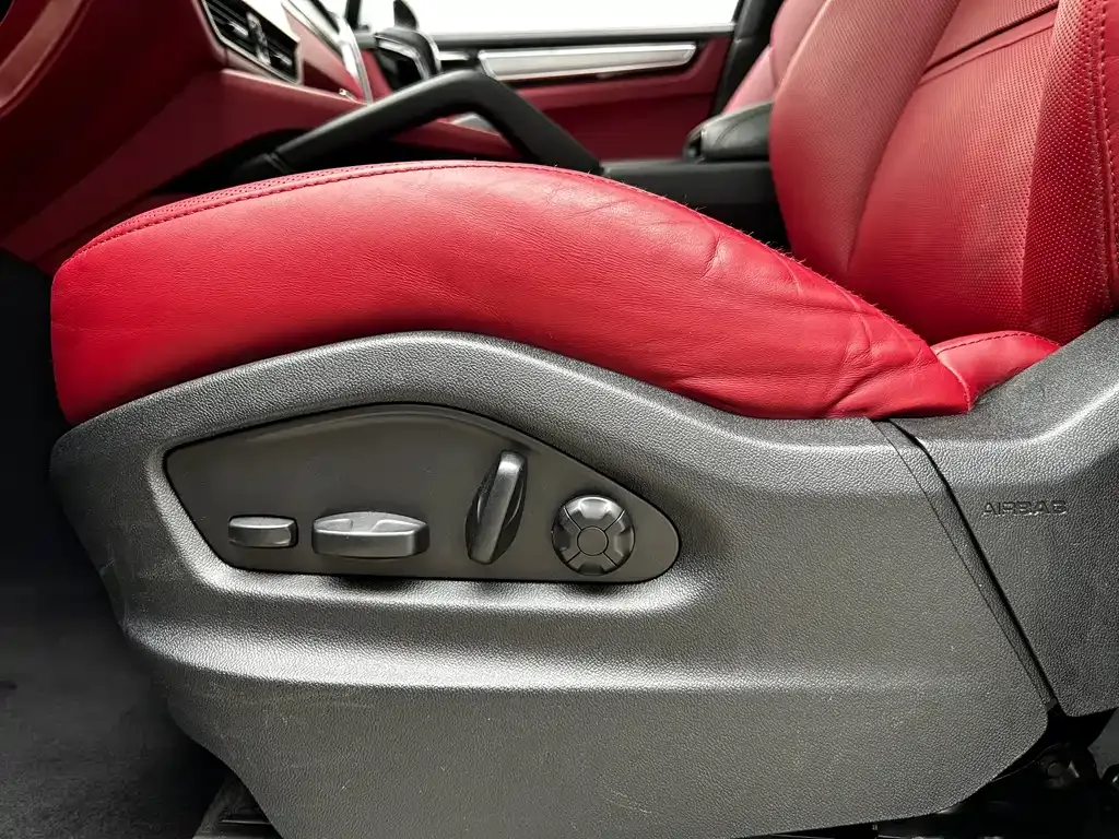 Porsche Cayenne Hybrid — фото 10