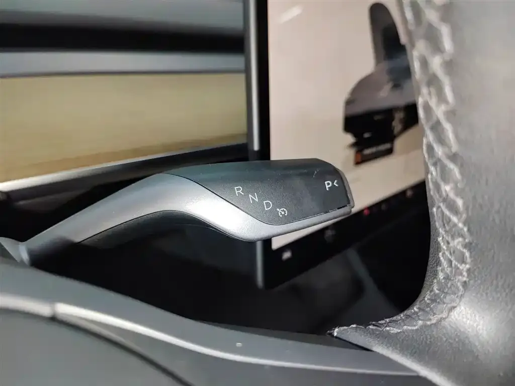 Tesla Model Y 2023 из CN, фото 10