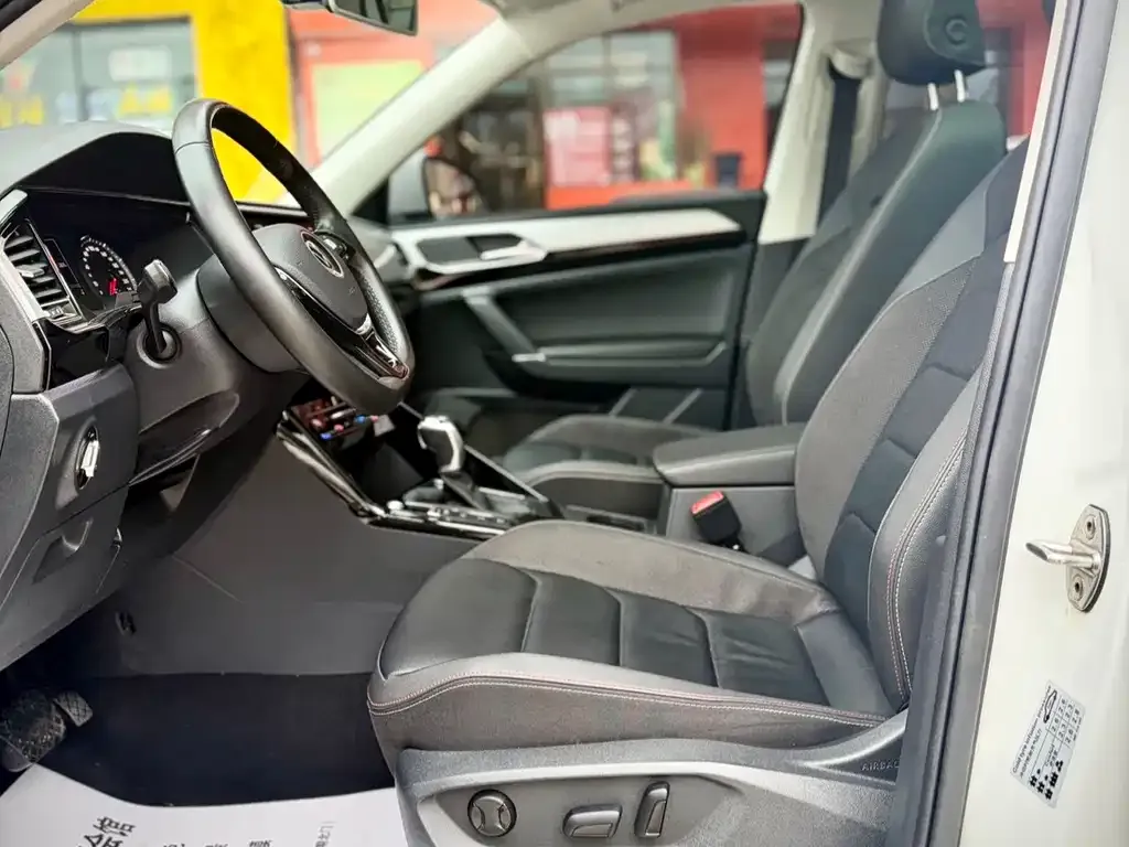 Volkswagen Tayron 2022 из CN, фото 2
