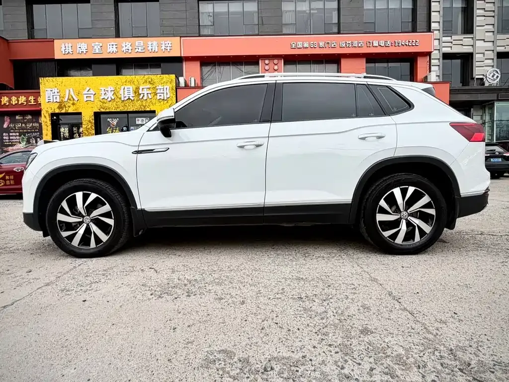 Volkswagen Tayron 2022 из CN, фото 10