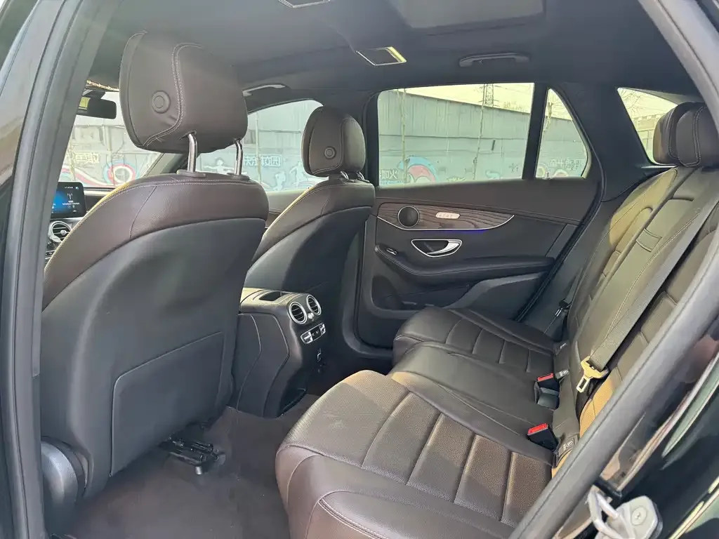 Mercedes-Benz GLC 2023 из CN, фото 2