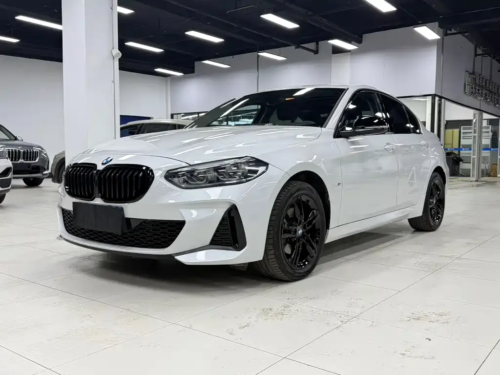 BMW 1 Series — фото 1