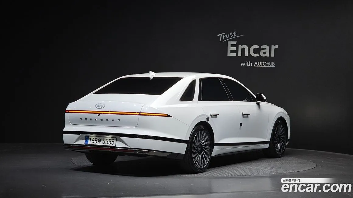Hyundai Grandeur 2023 из KR, фото 3