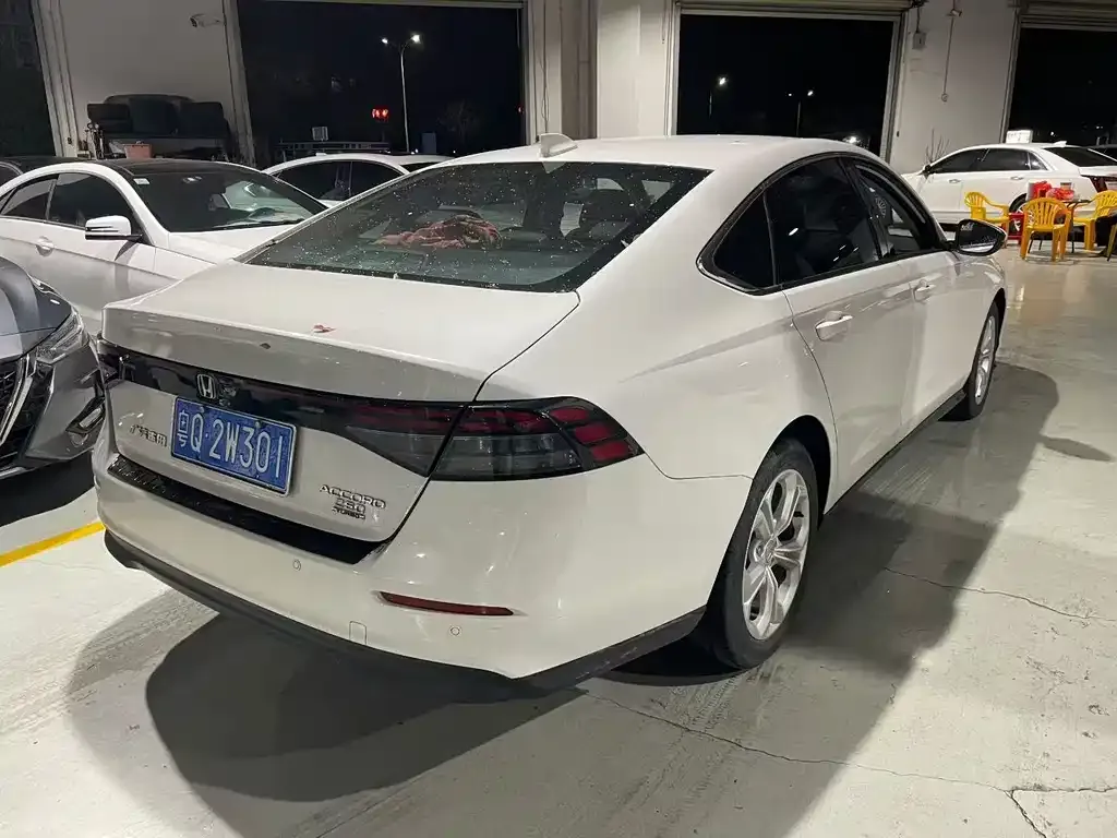 Honda Accord 2023 из CN, фото 5