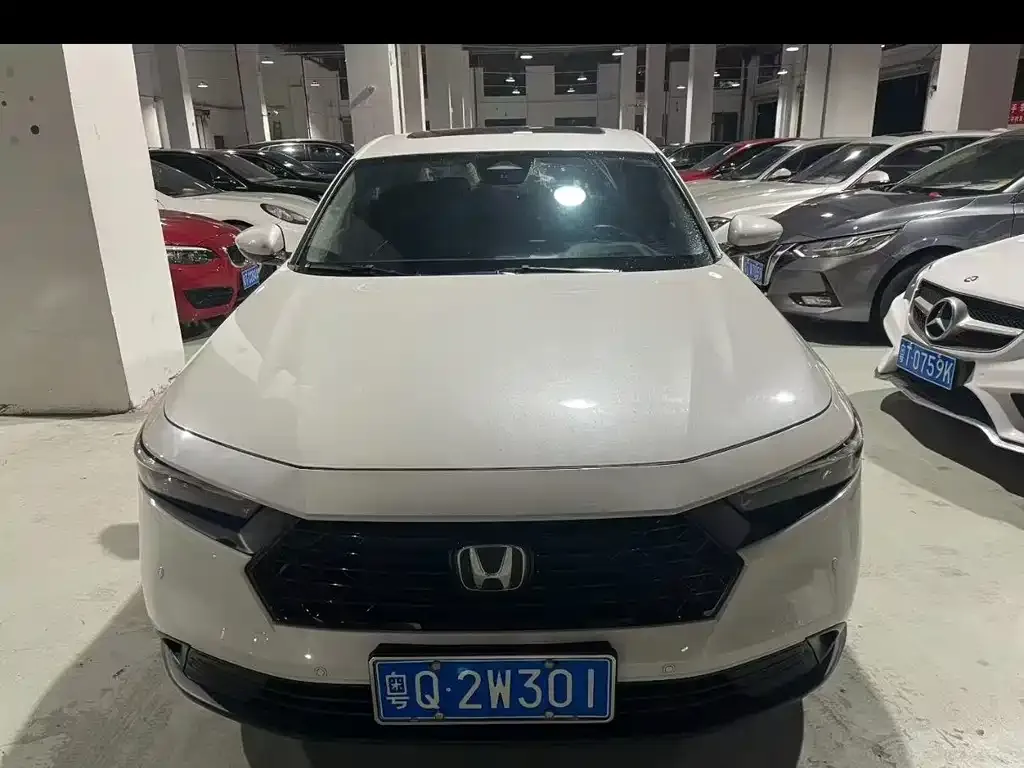 Honda Accord 2023 из CN, фото 2