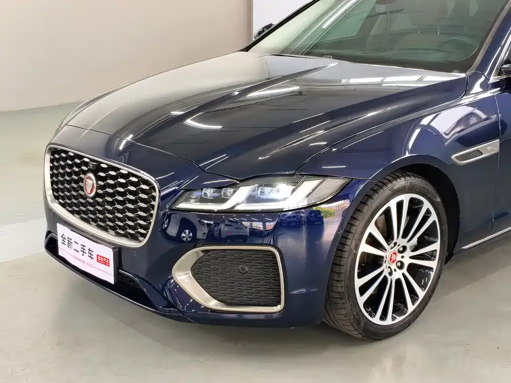 Jaguar XFL 2022 из CN, фото 10