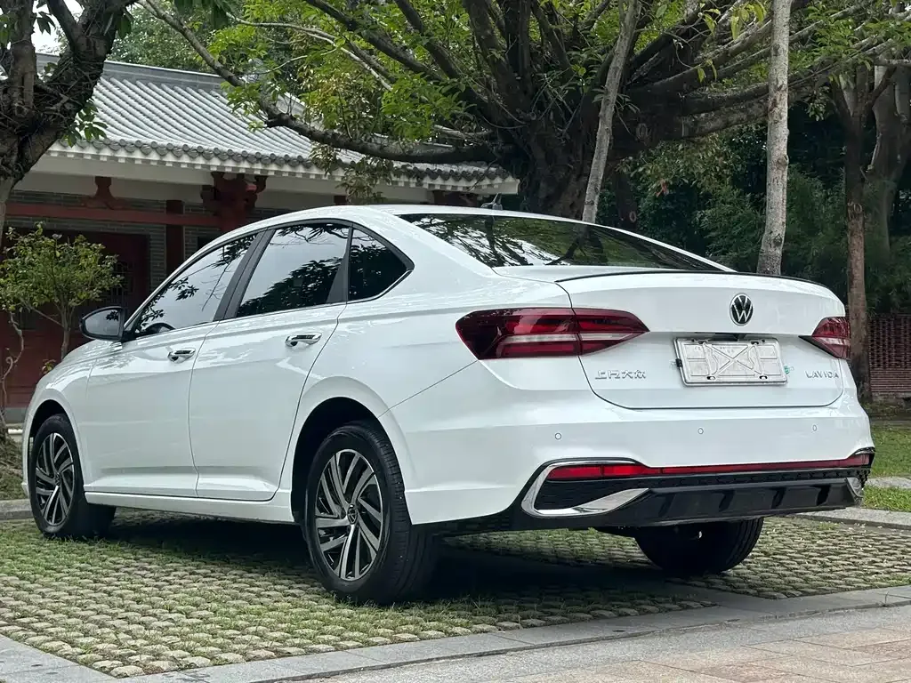 Volkswagen Lavida 2024 из CN, фото 8