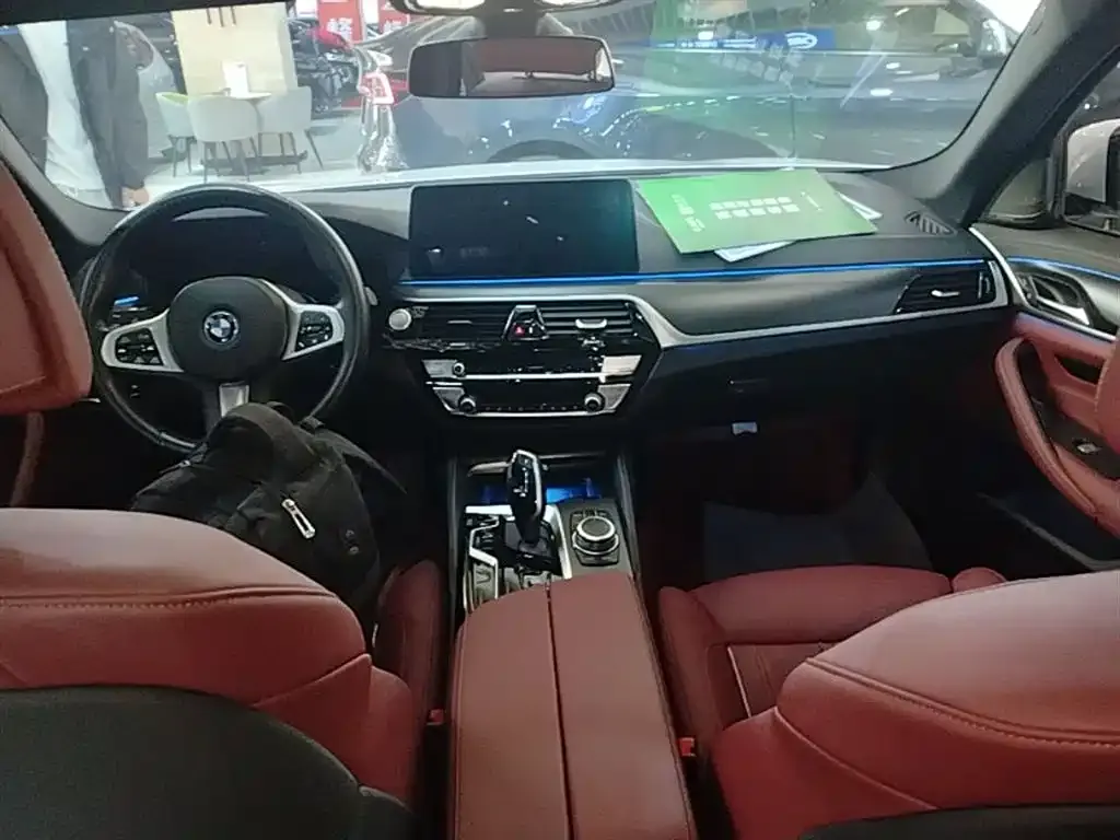 BMW 5 Series New Energy — фото 10