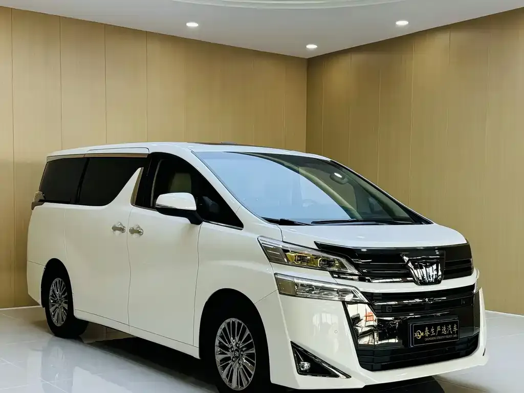 Toyota Vellfire — фото 3