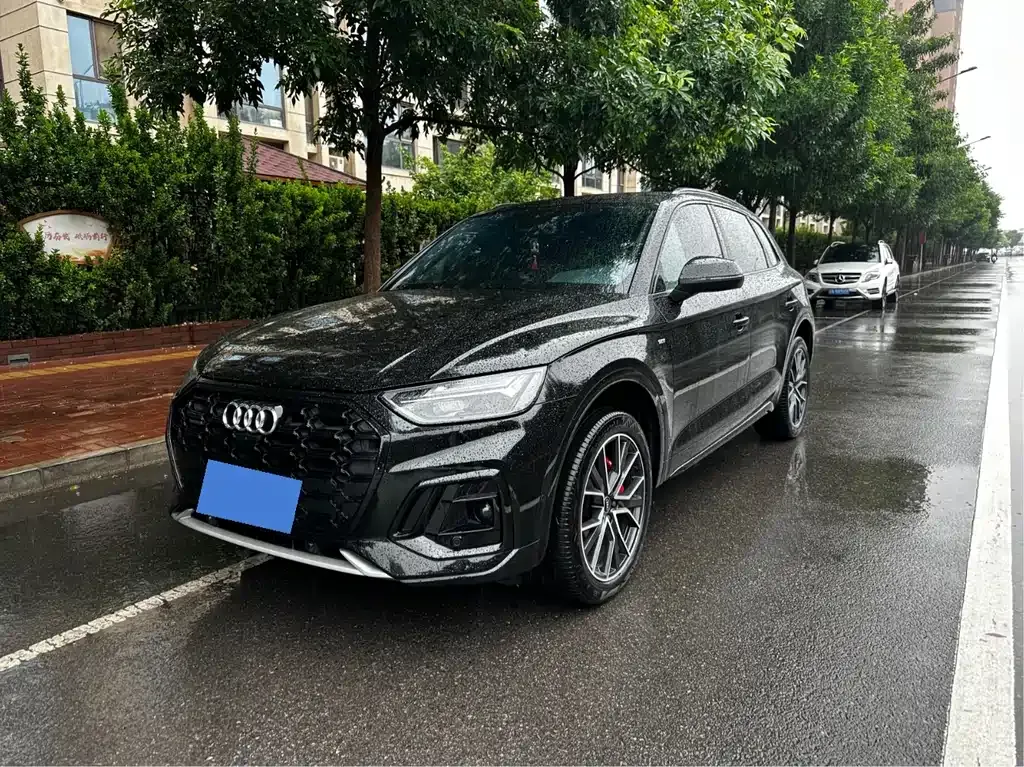 Audi Q5L 2024 из CN, фото 1