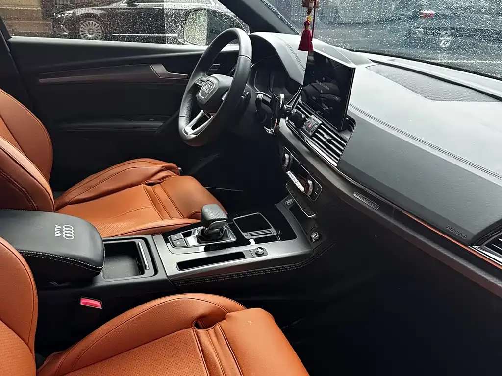 Audi Q5L 2024 из CN, фото 7