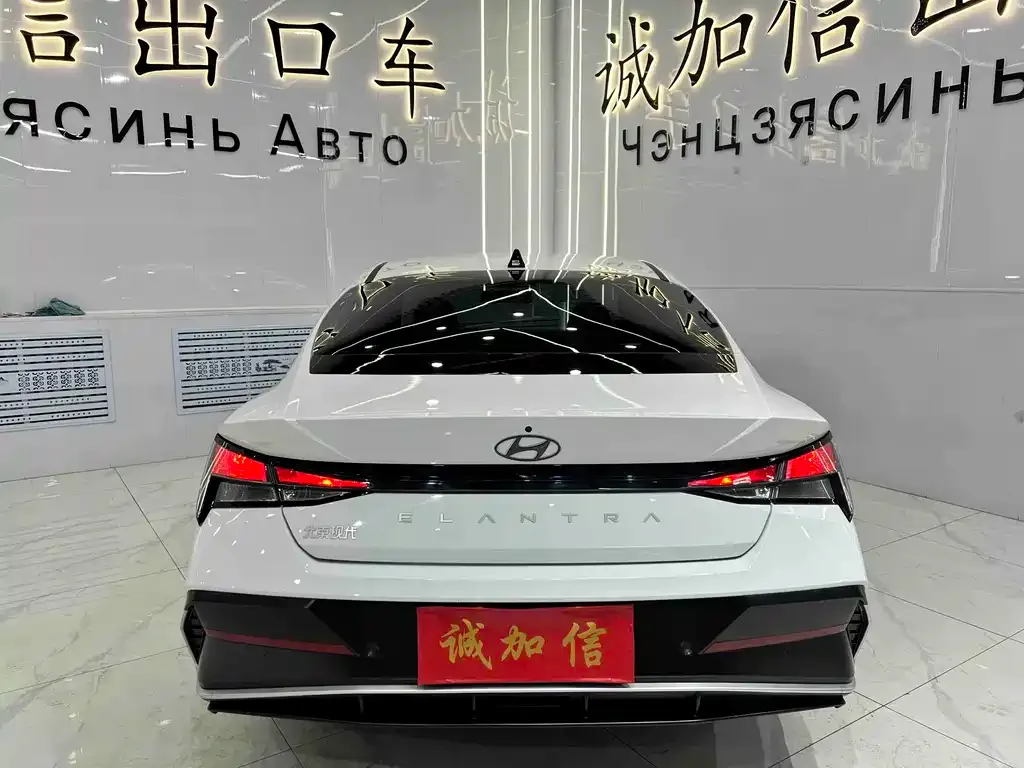 Hyundai Elantra 2024 из CN, фото 5