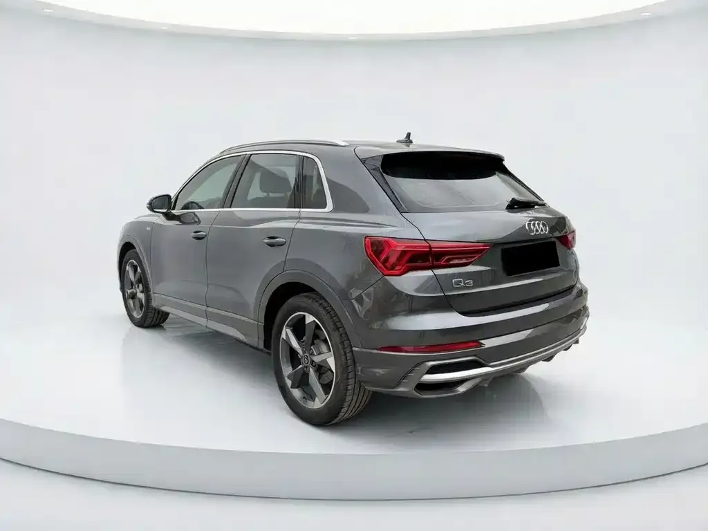 Audi Q3 2021 из CN, фото 3