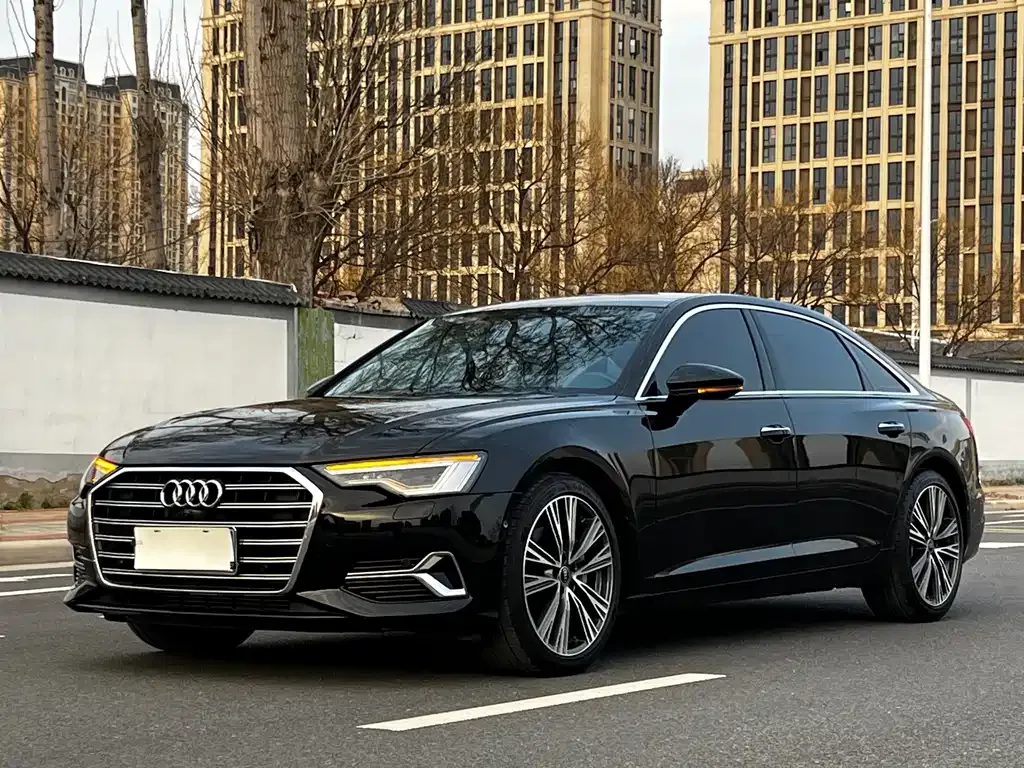 Audi A6L 2023 из CN, фото 1