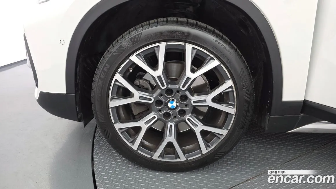 BMW X1 2022 из KR, фото 10