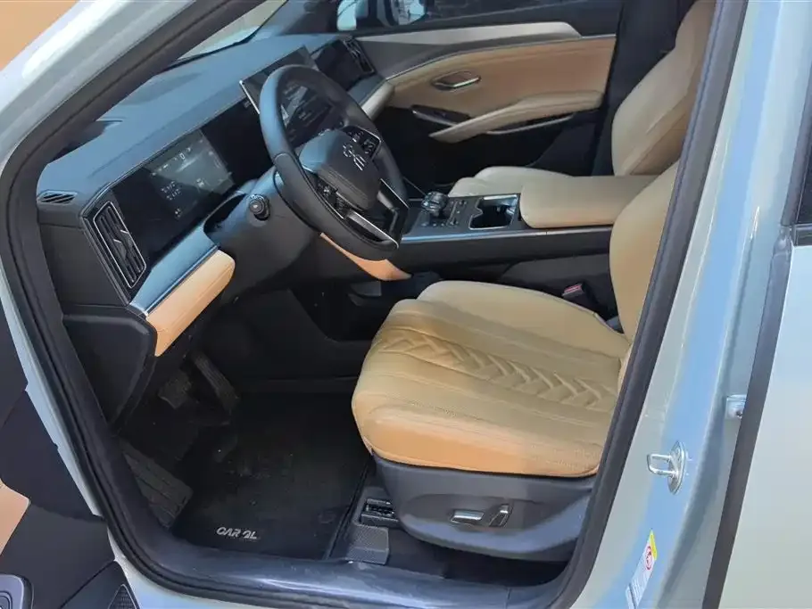 BYD L DM-i 2024 из CN, фото 3