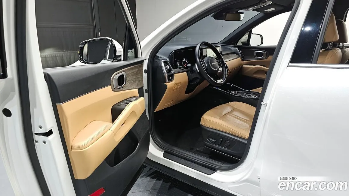 Kia Sorento — фото 6
