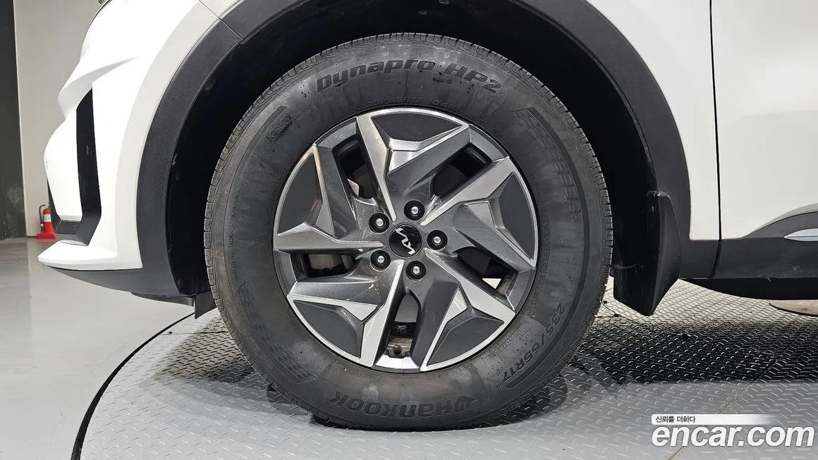 Kia Sorento — фото 8