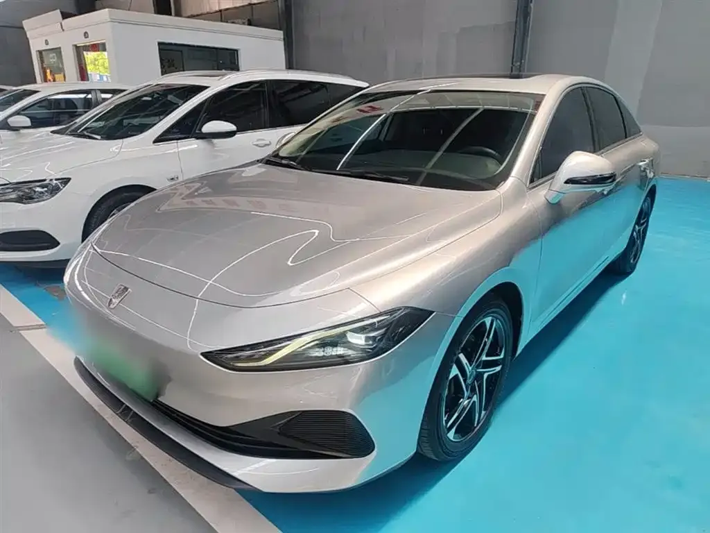 Roewe D7