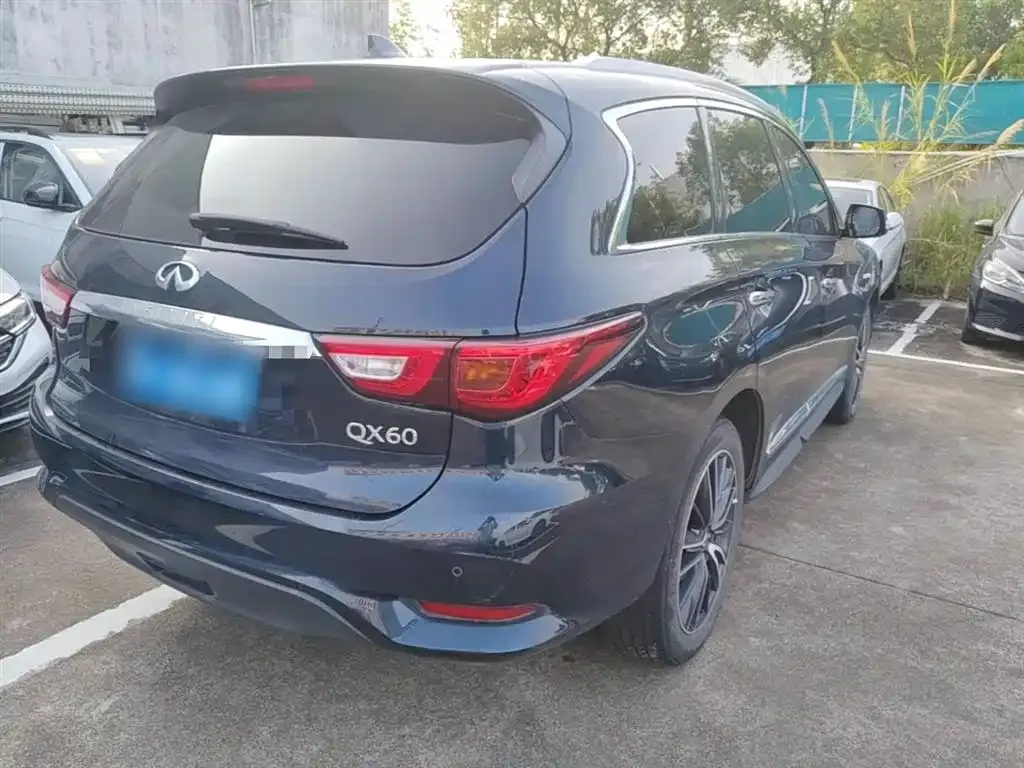 Infiniti QX60 (Import) 2022 из CN, фото 7