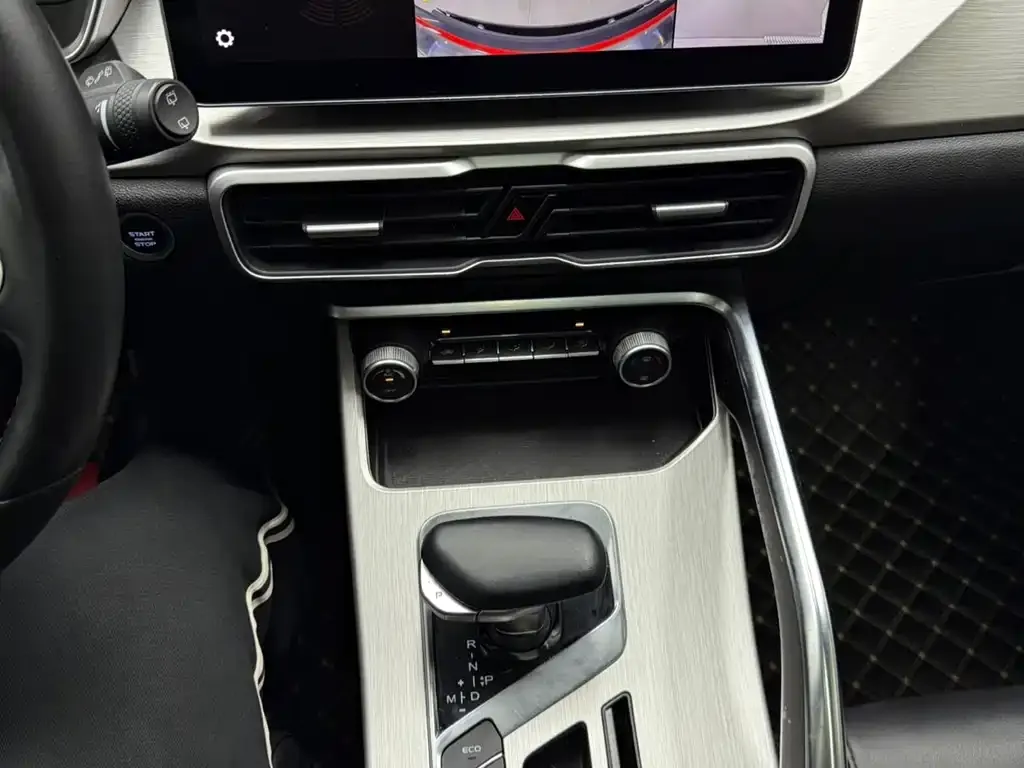 Geely Binyue 2022 из CN, фото 4