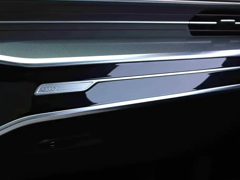 Audi A6L — фото 6