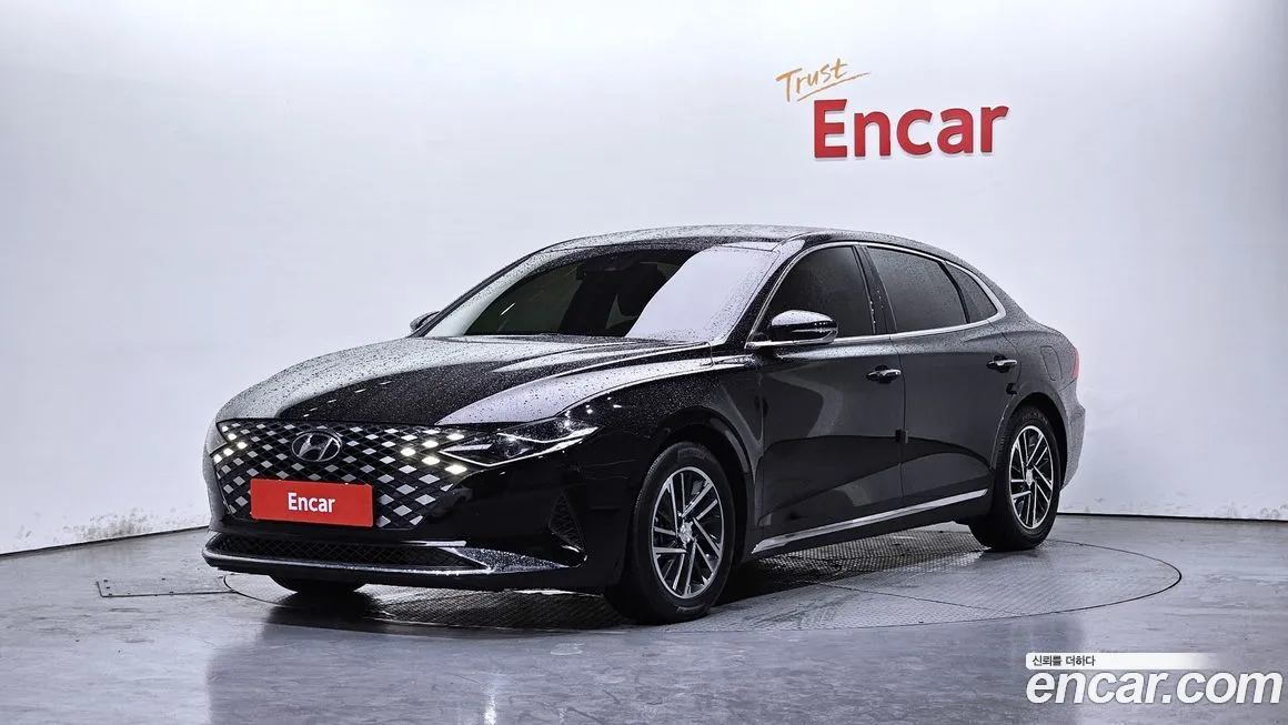Hyundai Grandeur — фото 1