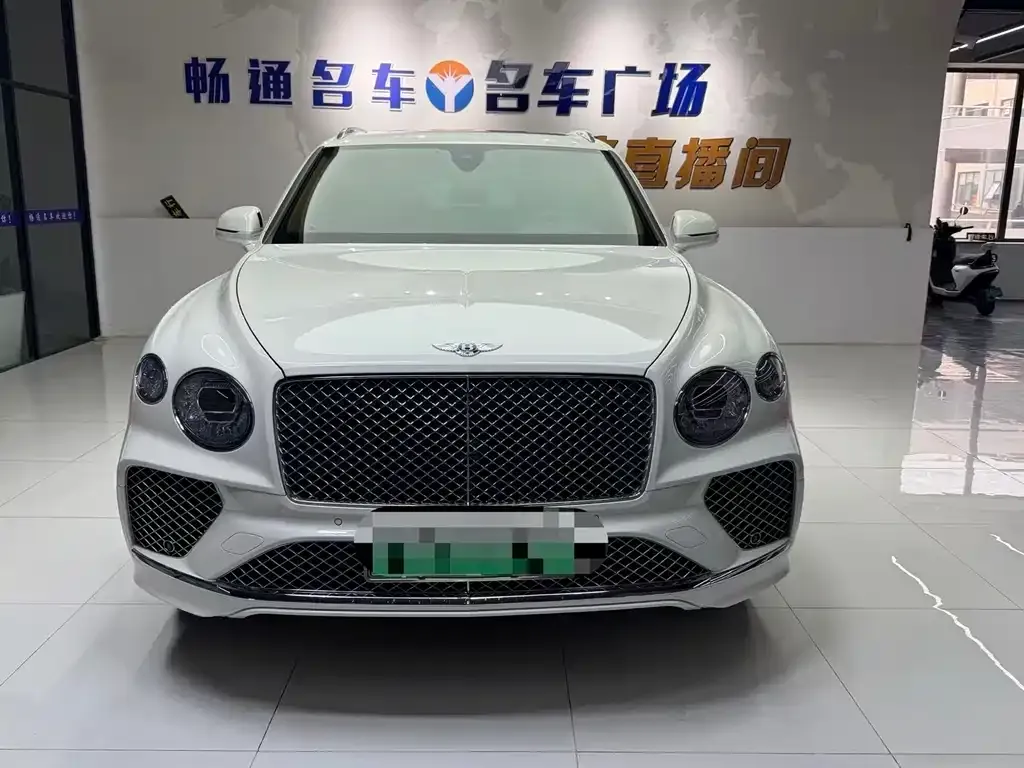 Bentley Bentayga PHEV