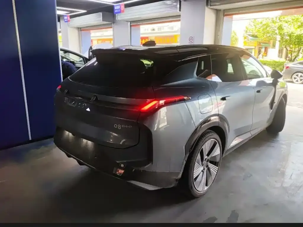Lynk & Co 08 EM-P 2024 из CN, фото 2