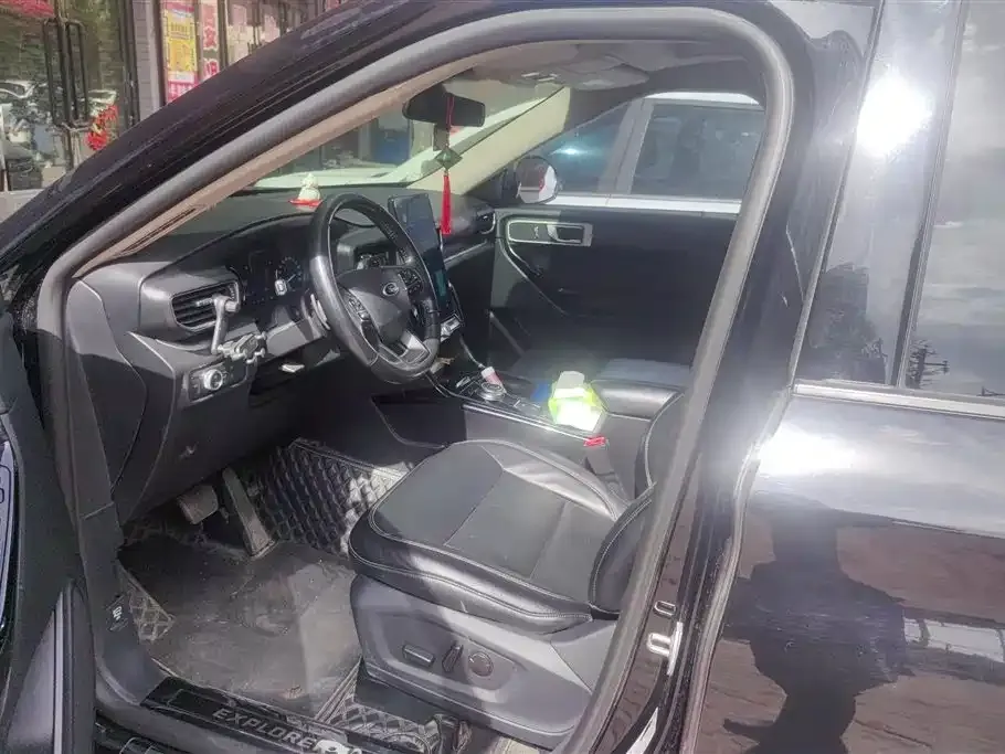 Ford Explorer 2021 из CN, фото 5