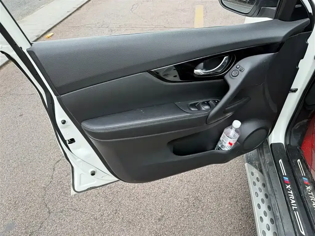 Nissan X-Trail 2023 из CN, фото 9
