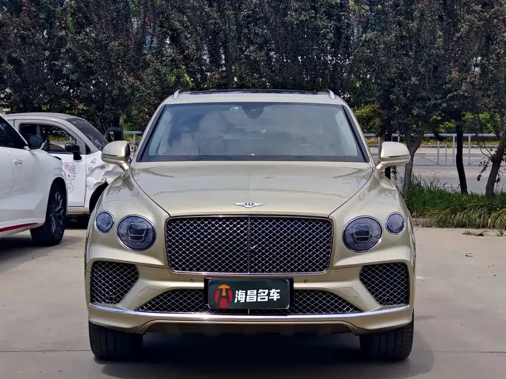 Bentley Bentayga 2022 из CN, фото 6