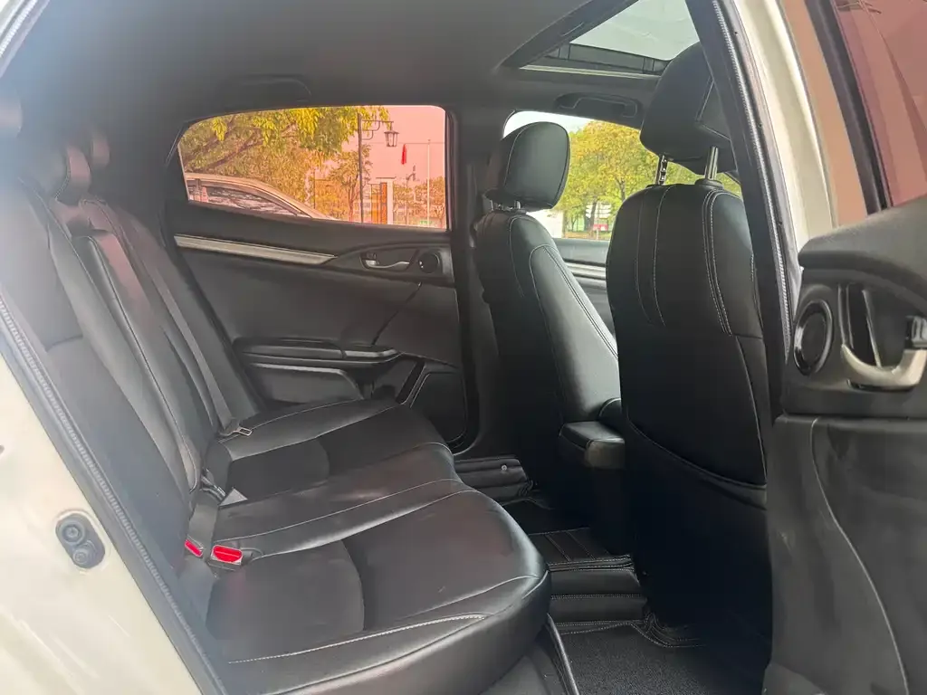 Honda Civic 2021 из CN, фото 10