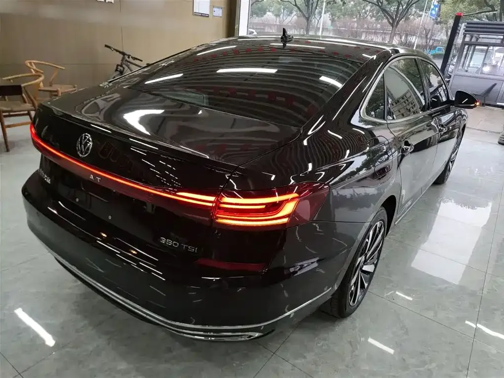 Volkswagen Passat — фото 3