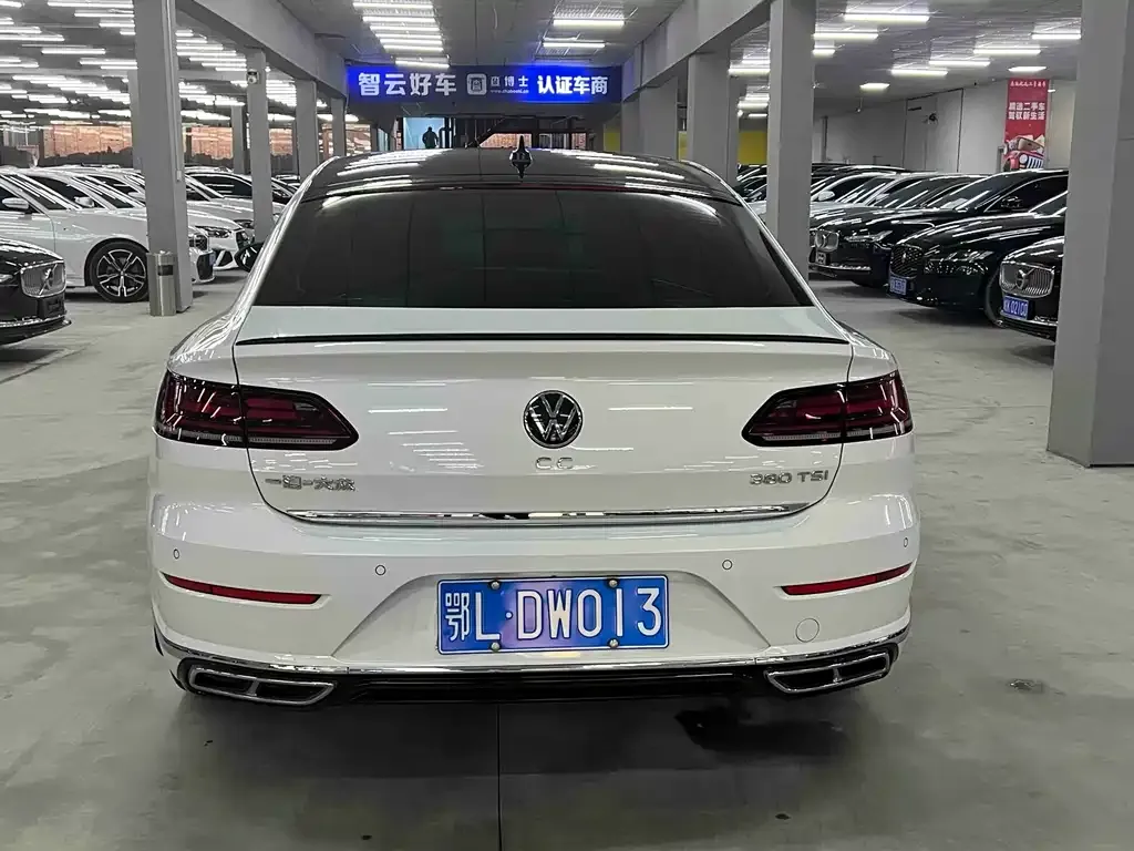 Volkswagen CC 2023 из CN, фото 7