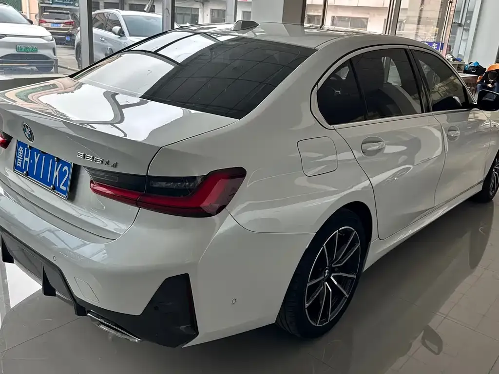 BMW 3 Series — фото 10
