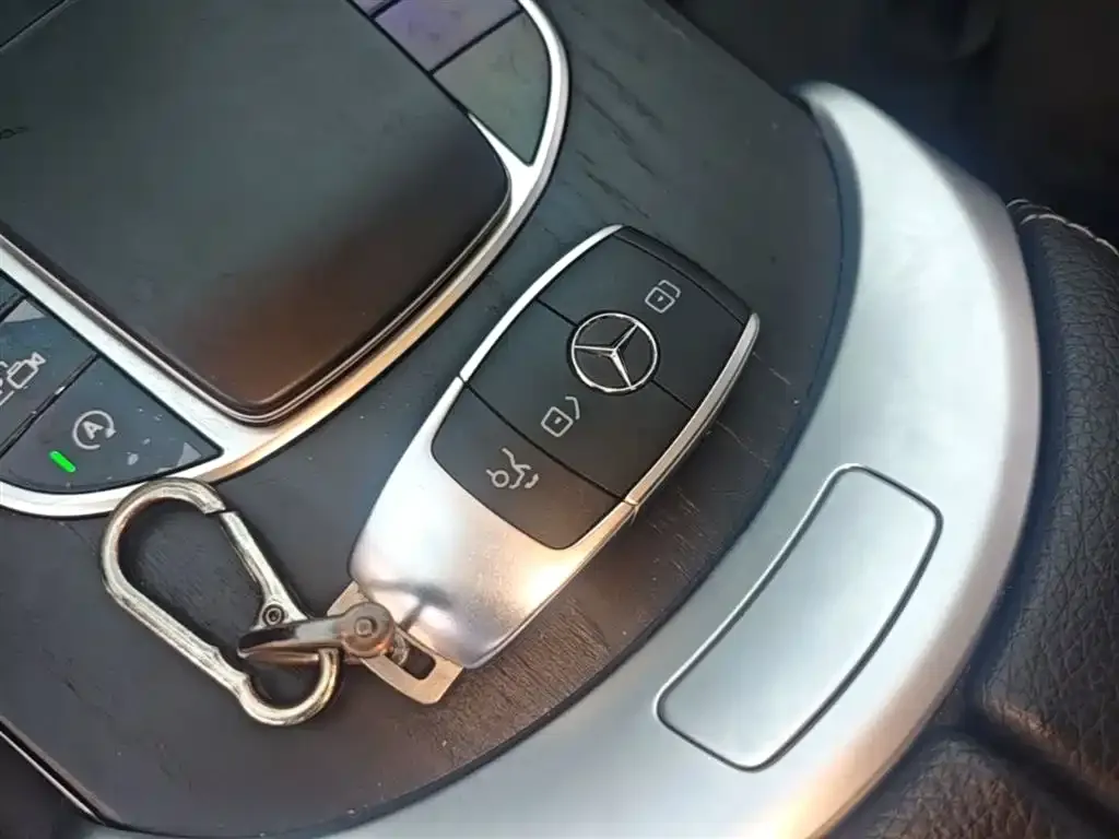 Mercedes-Benz C-Class 2021 из CN, фото 4
