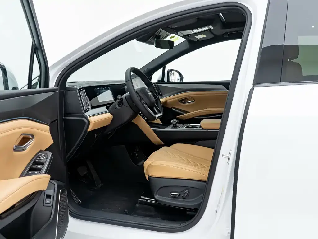 BYD L DM-i 2025 из CN, фото 4