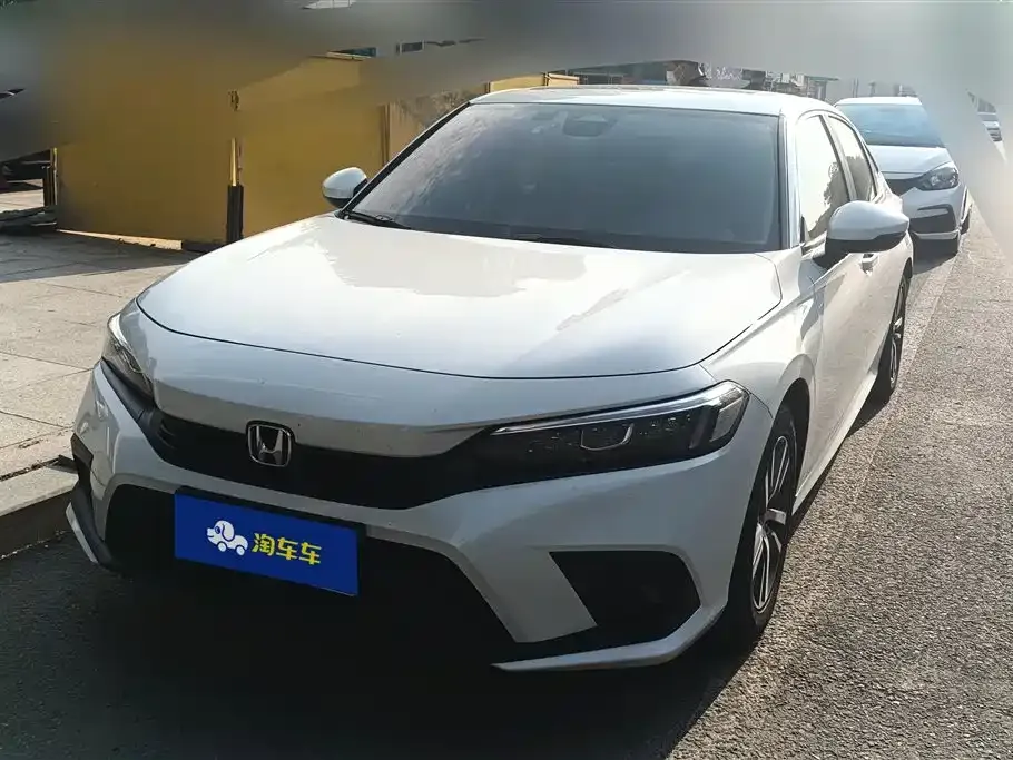 Honda Civic — фото 1