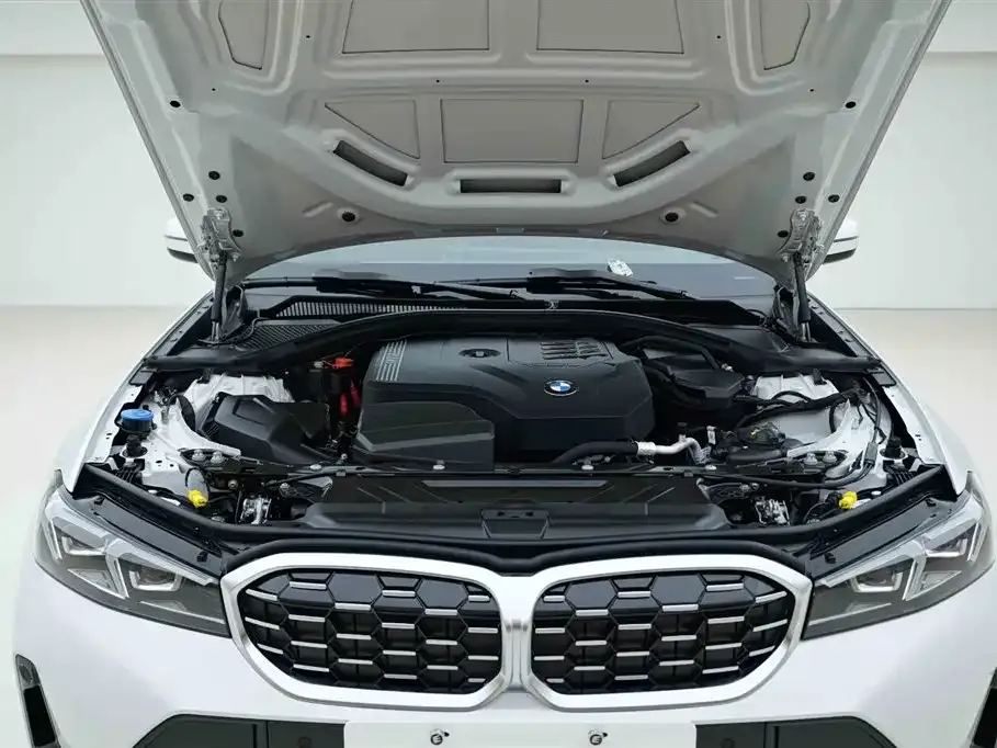 BMW 3 Series 2026 из CN, фото 4