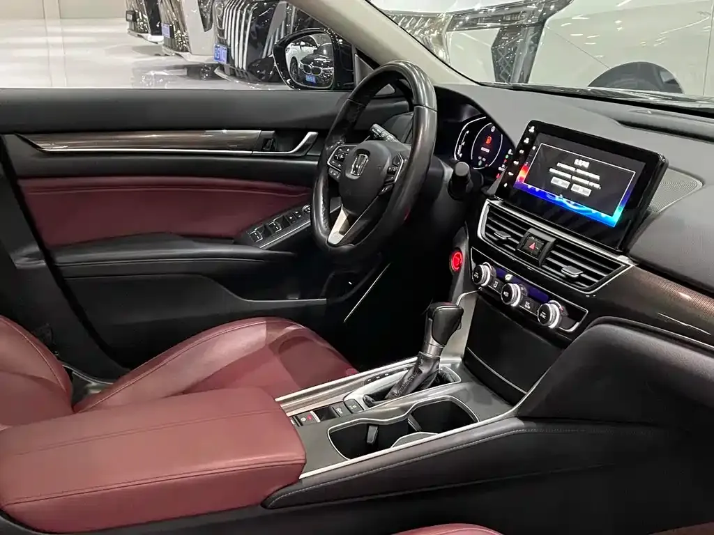 Honda Accord — фото 2