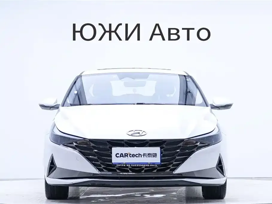 Hyundai Elantra — фото 2