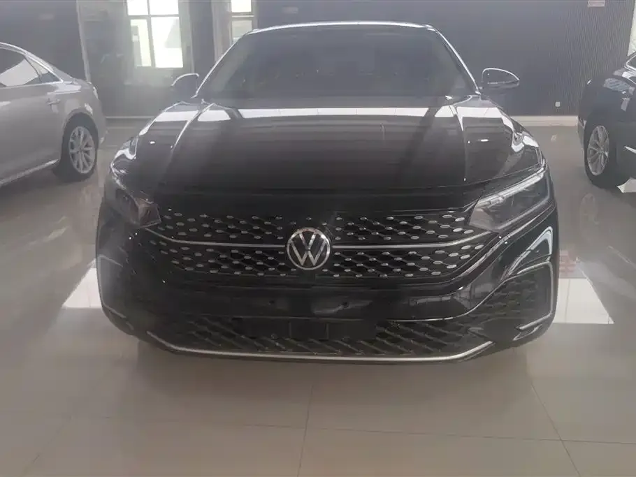 Volkswagen Passat — фото 4