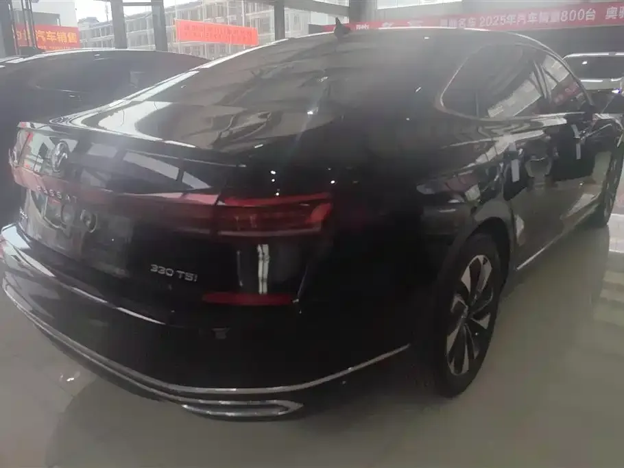 Volkswagen Passat — фото 2
