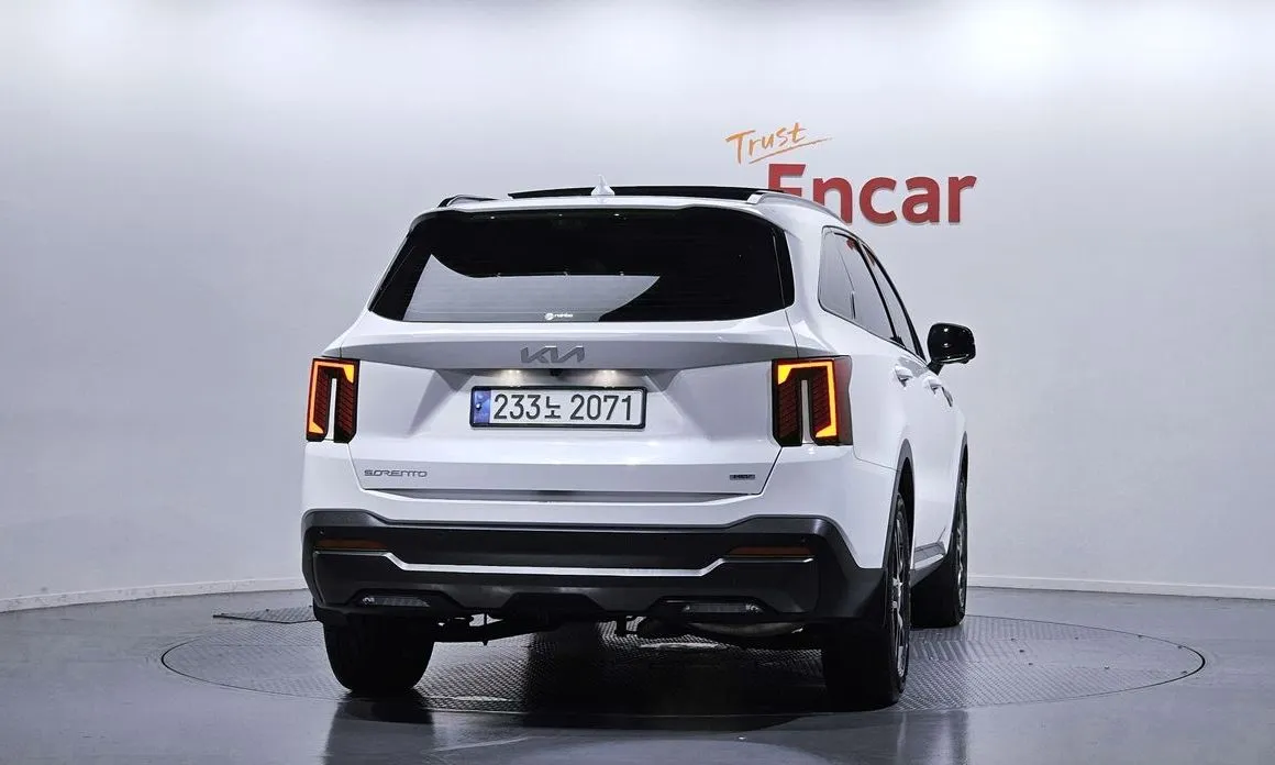 Kia Sorento — фото 8