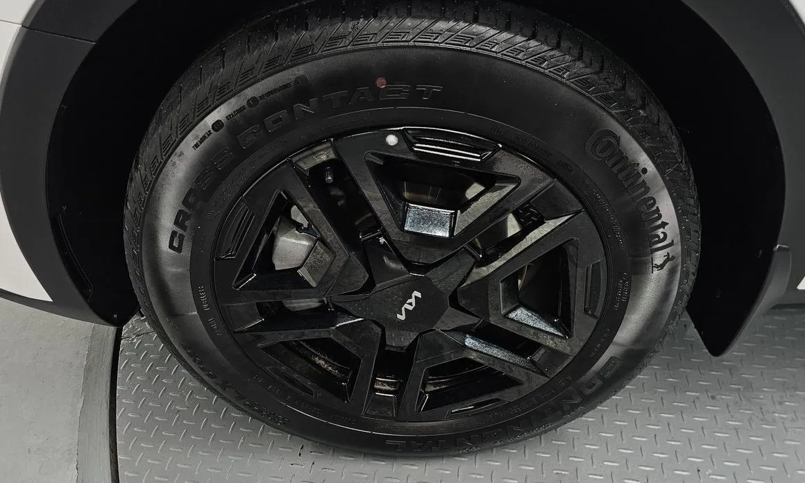 Kia Sorento — фото 10