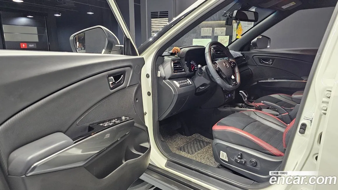 KG Mobility (Ssangyong) TIBOLI 2022 из KR, фото 10