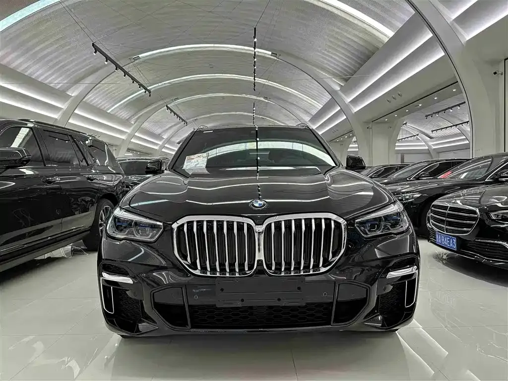 BMW X5 — фото 2