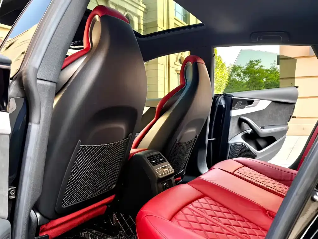 Audi S5 2021 из CN, фото 4